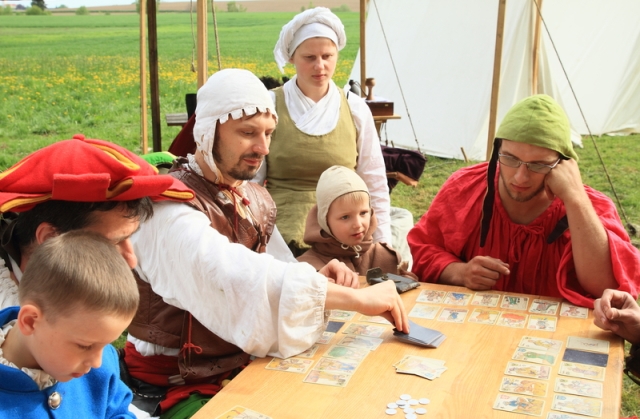 Playing Cards in The Middle Ages